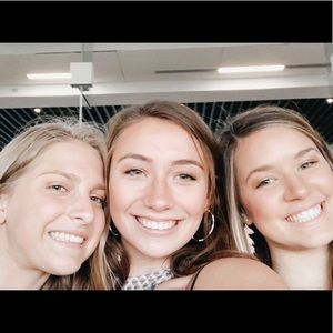 Meet your Posher, Meredith